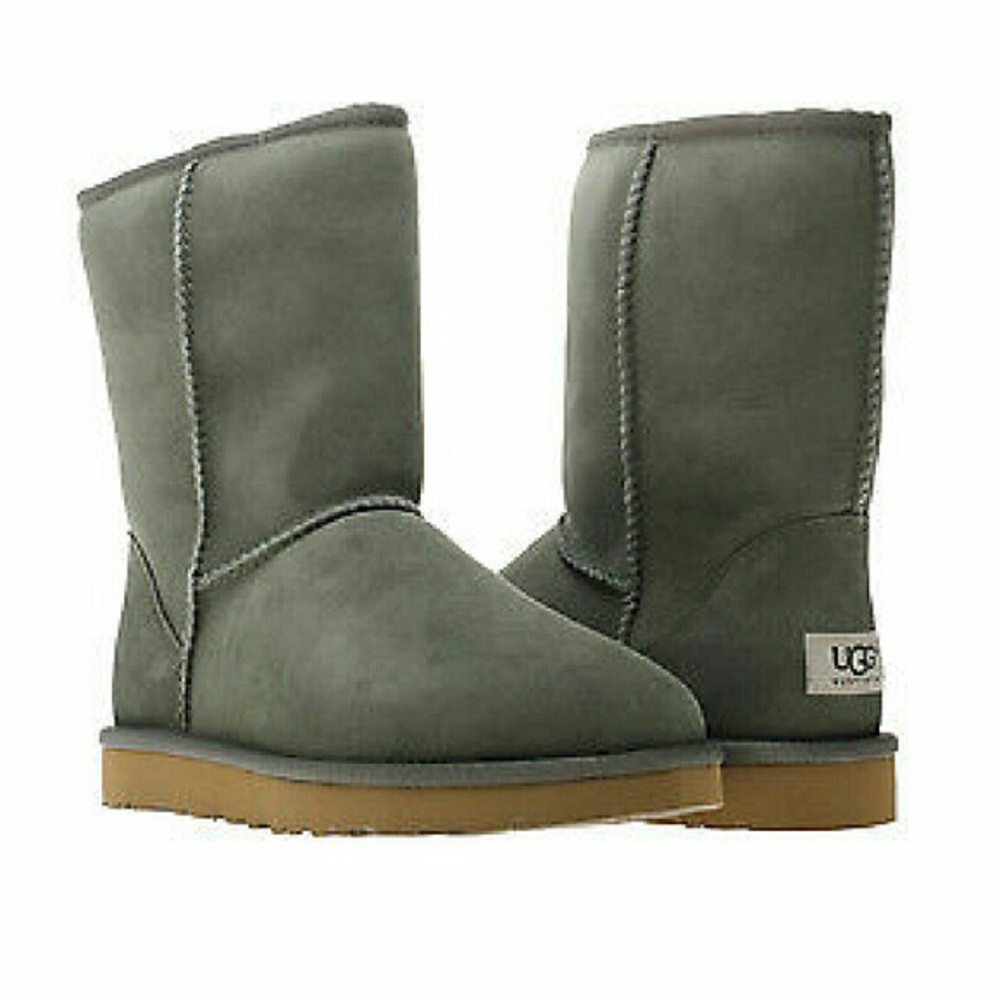 Forest Green Uggs size 7.5